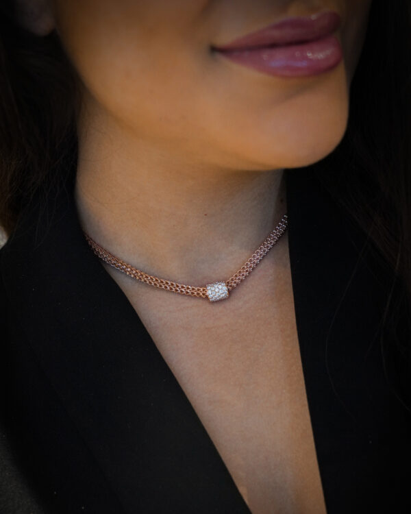 Bold Essential Choker Big Square Chain