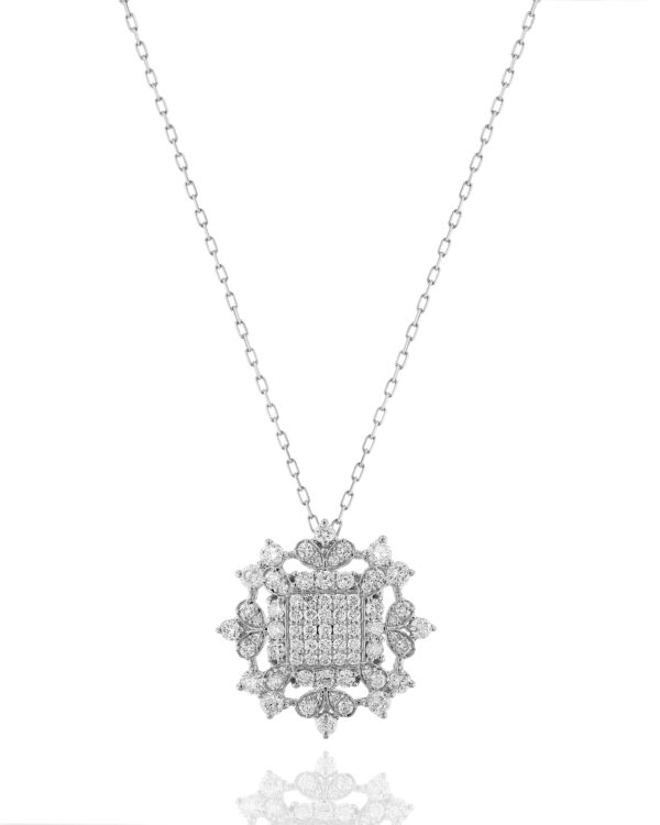 Long Big Stellar Pendant without Diamonds Chain