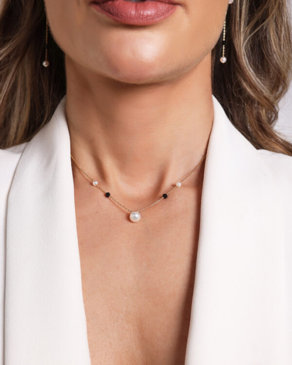 Small Pearl Drop Necklace